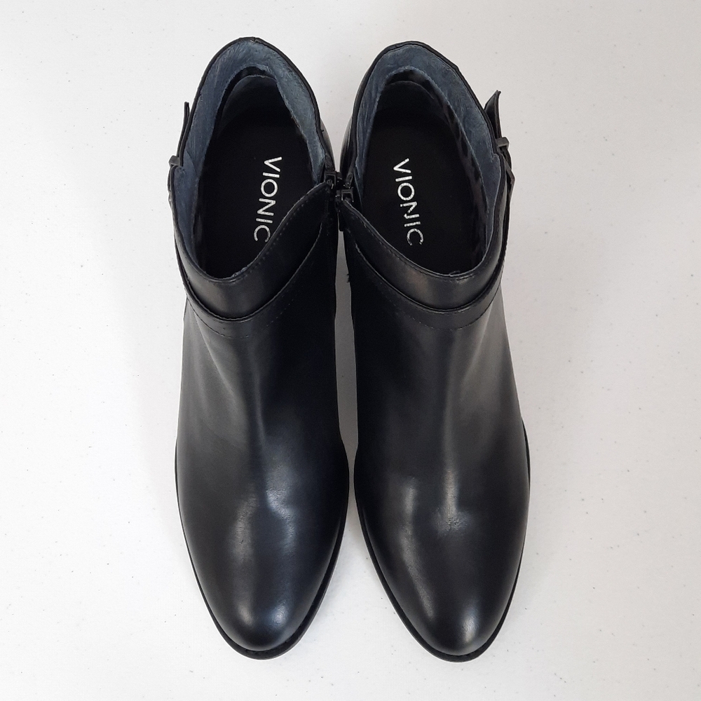 Vionic Wide Width Upton Black Leather Heeled Ankl… - image 5